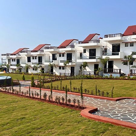 Baywatch Resort Bhogave Beach Vengurla Exterior foto