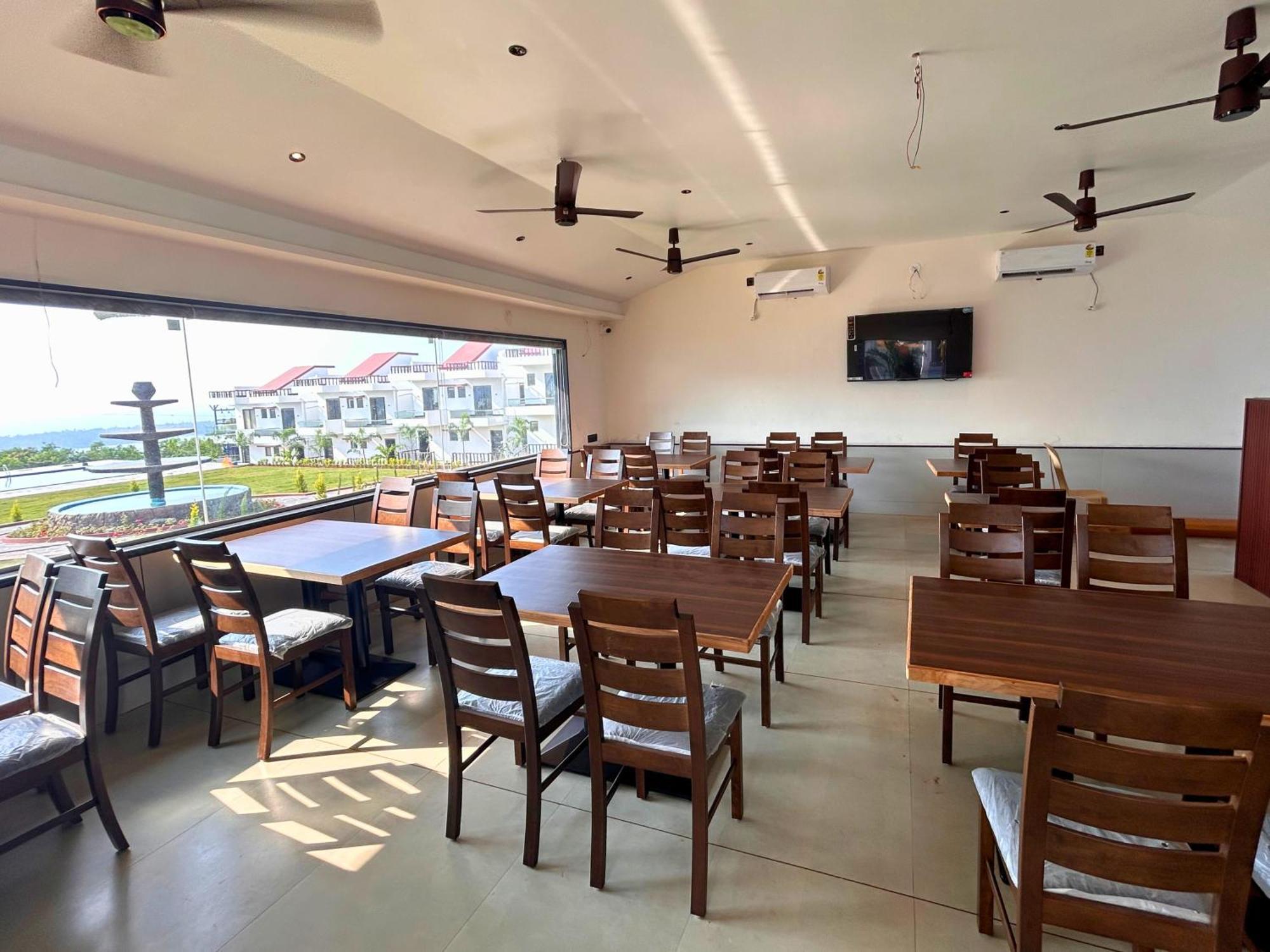 Baywatch Resort Bhogave Beach Vengurla Exterior foto