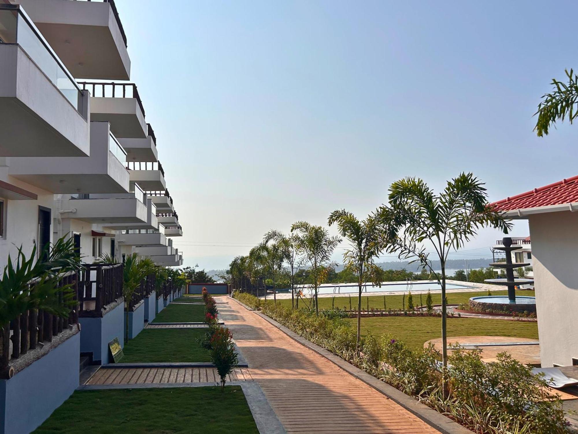 Baywatch Resort Bhogave Beach Vengurla Exterior foto