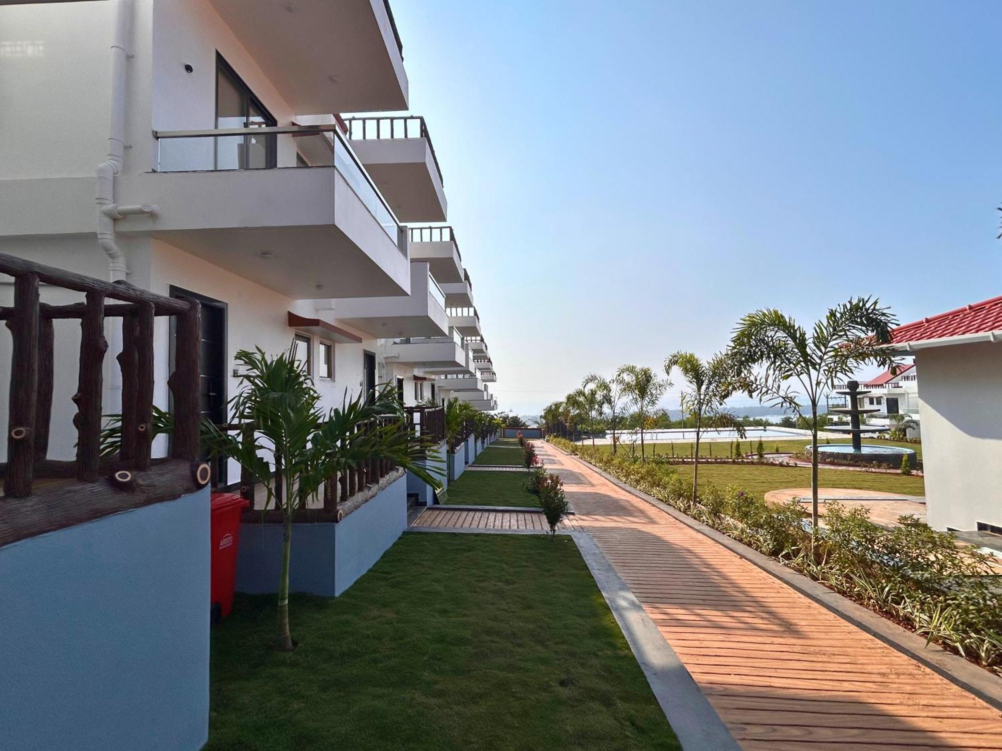 Baywatch Resort Bhogave Beach Vengurla Exterior foto