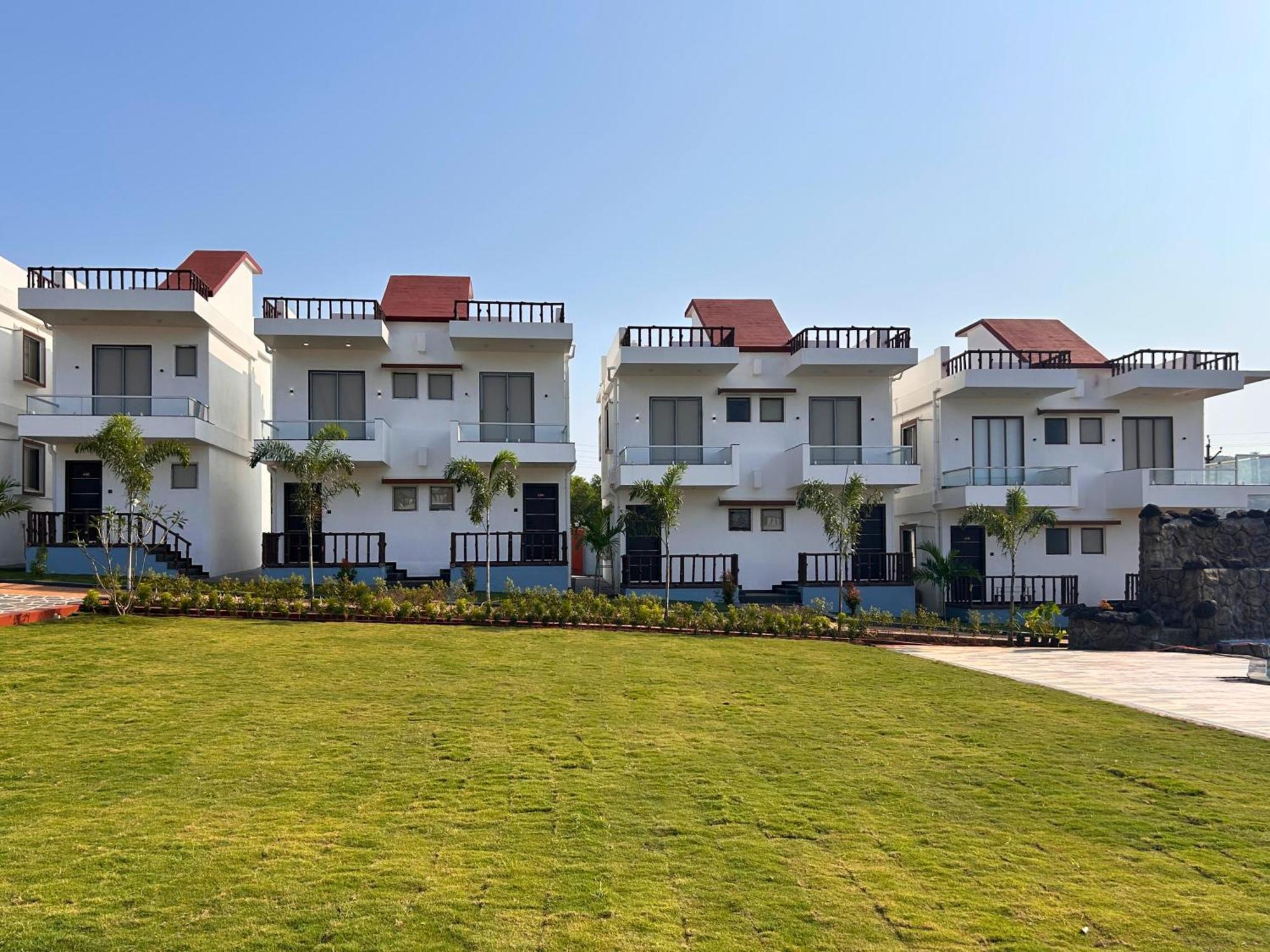Baywatch Resort Bhogave Beach Vengurla Exterior foto